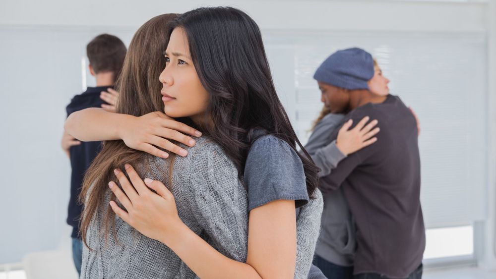Workplace Hugs: Surprising Benefits, Office Etiquette & Who to Avoid! post image